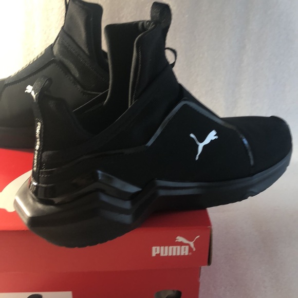 Puma women -Fierce2wn’s -size 7 -black - Picture 11 of 13